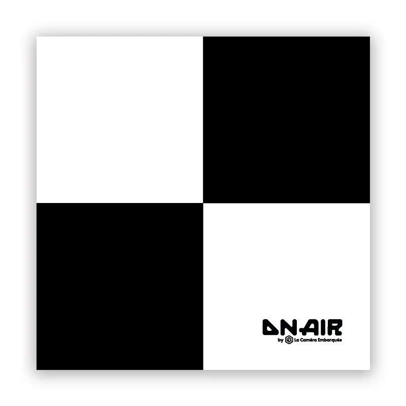 Plaque photogrammétrique DNAIR 50x50cm pour drones